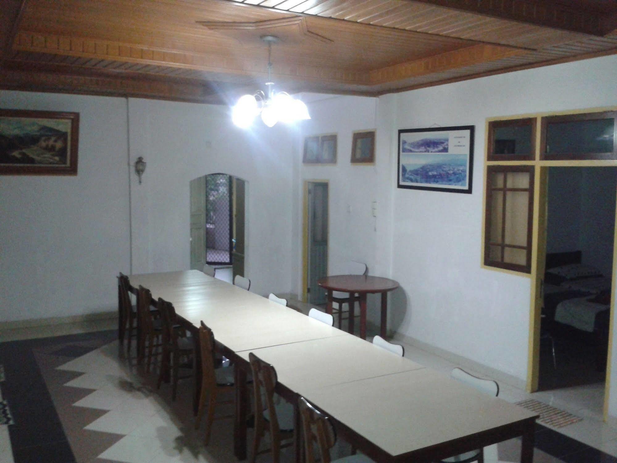 Wisma Mutiara Padang  Exterior photo